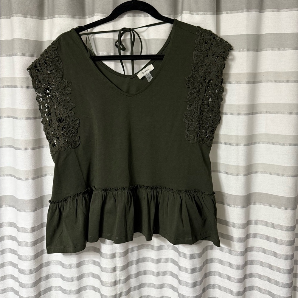 Cupio Dark Green Lace Sleeve Blouse